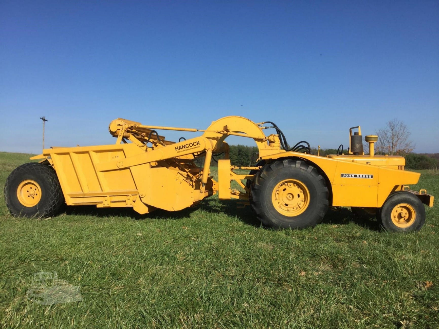 1960 John Deere 840 Scrapers for sale in Chillicothe, OH - primary listing photo of 8