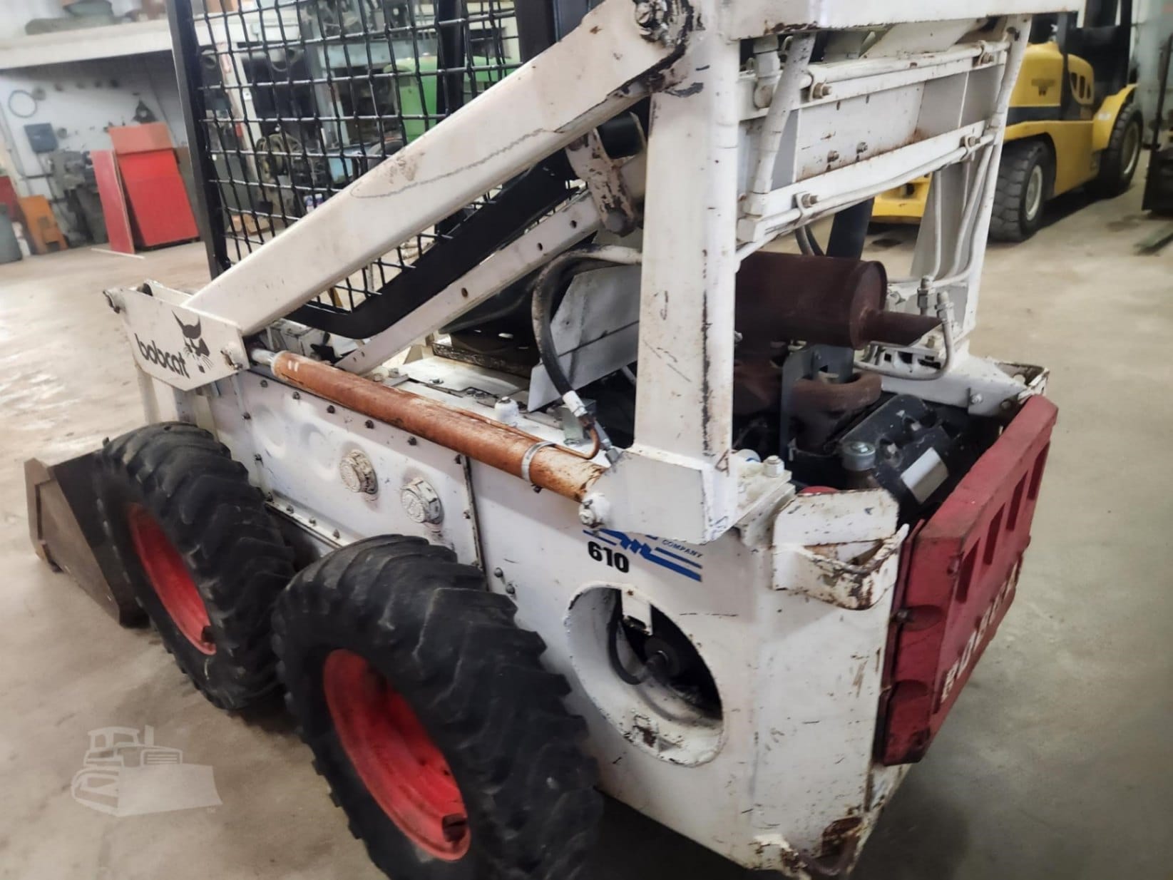 1975 Bobcat 610 Skid Steer Loaders for sale in Gowrie, IA - listing photo 4 of 18