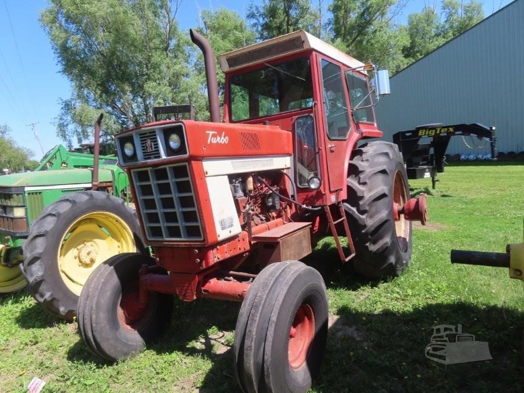 1975 International 1566 Field Tractors Power for sale in Colfax, IA - primary listing photo of 8