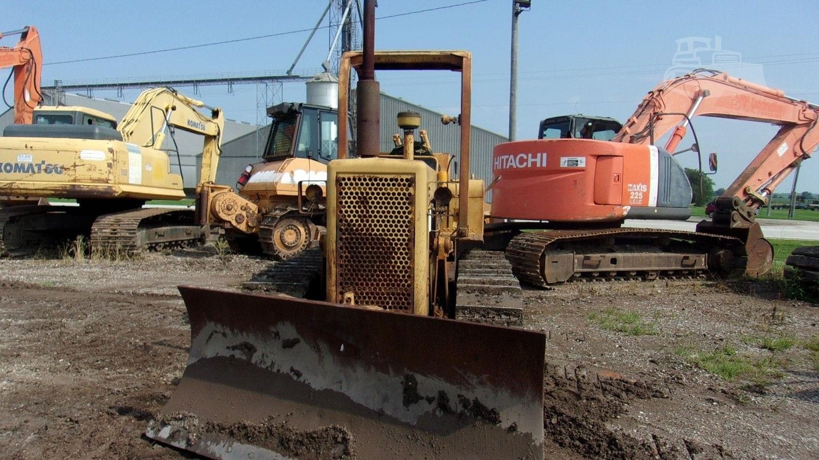 1976 Dresser TD8E Dozers for sale in Galva, IL - listing photo 2 of 8