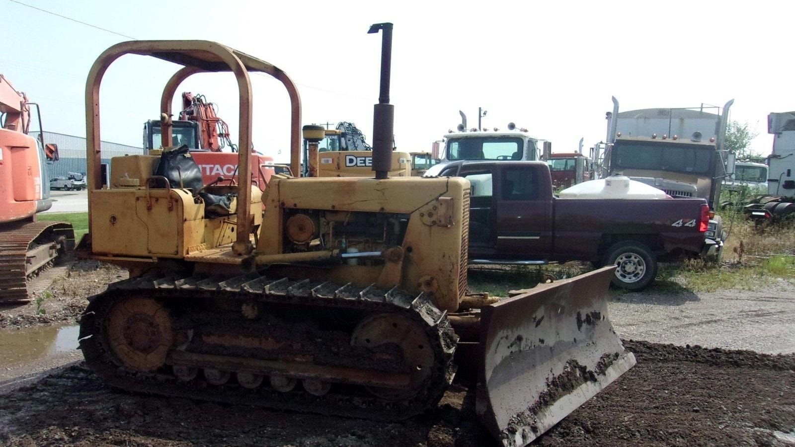 1976 Dresser TD8E Dozers for sale in Galva, IL - listing photo 3 of 8