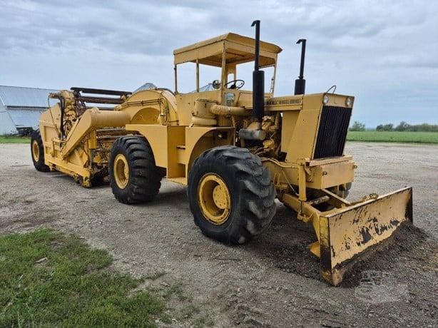 1981 MRS I-90S Scrapers for sale in Casey, IA - primary listing photo of 8