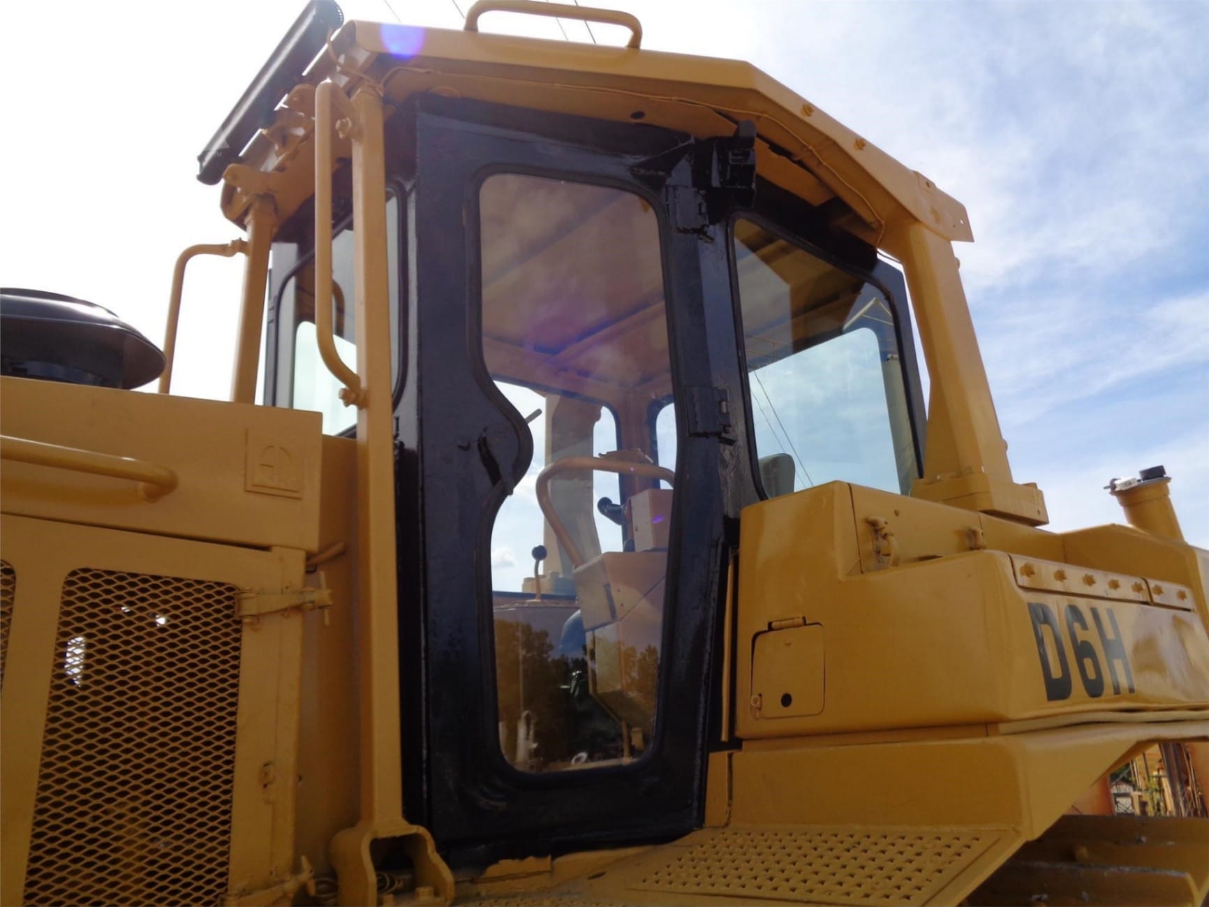 1988 Caterpillar D6 Dozers for sale in Waterloo, NE - listing photo 5 of 8