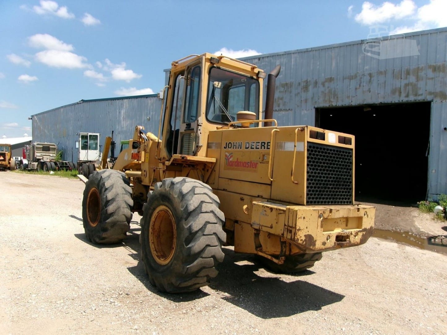 1989 John Deere 444E Wheel Loaders for sale in Galva, IL - listing photo 3 of 8
