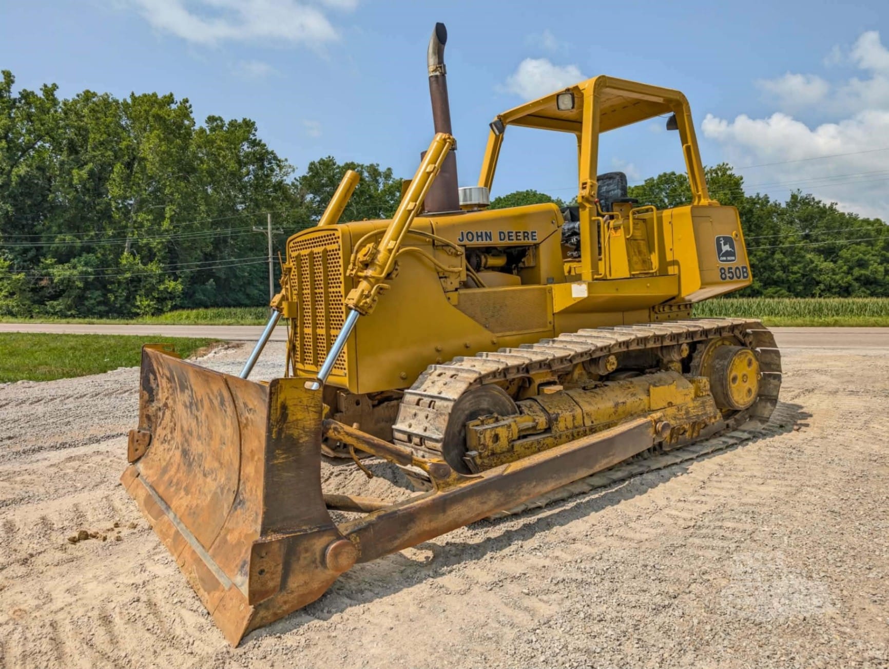 1993 John Deere 850B Dozers for sale in Morgantown, IN - listing photo 2 of 8