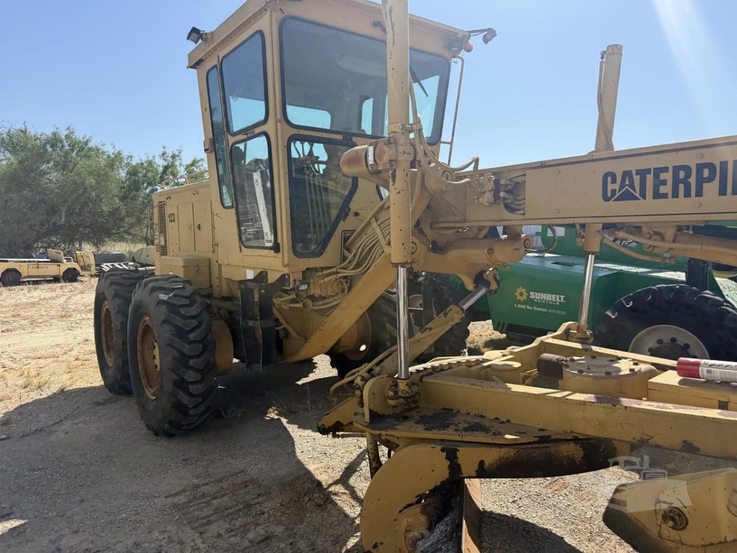 1994 Caterpillar 12G Motor Graders for sale in Early, TX - listing photo 2 of 6