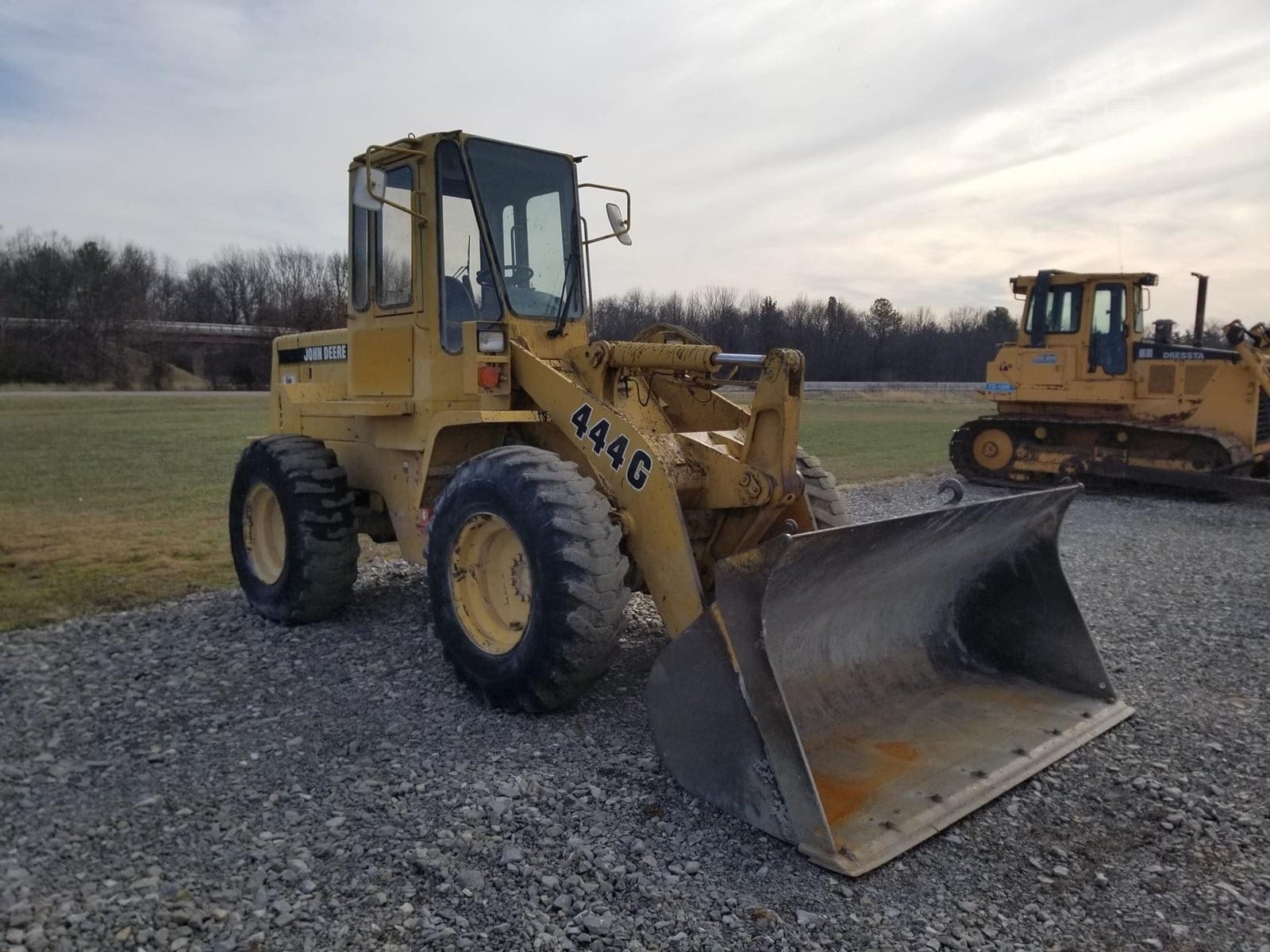 1994 John Deere 444G Wheel Loaders for sale in Benton, IL - listing photo 4 of 8