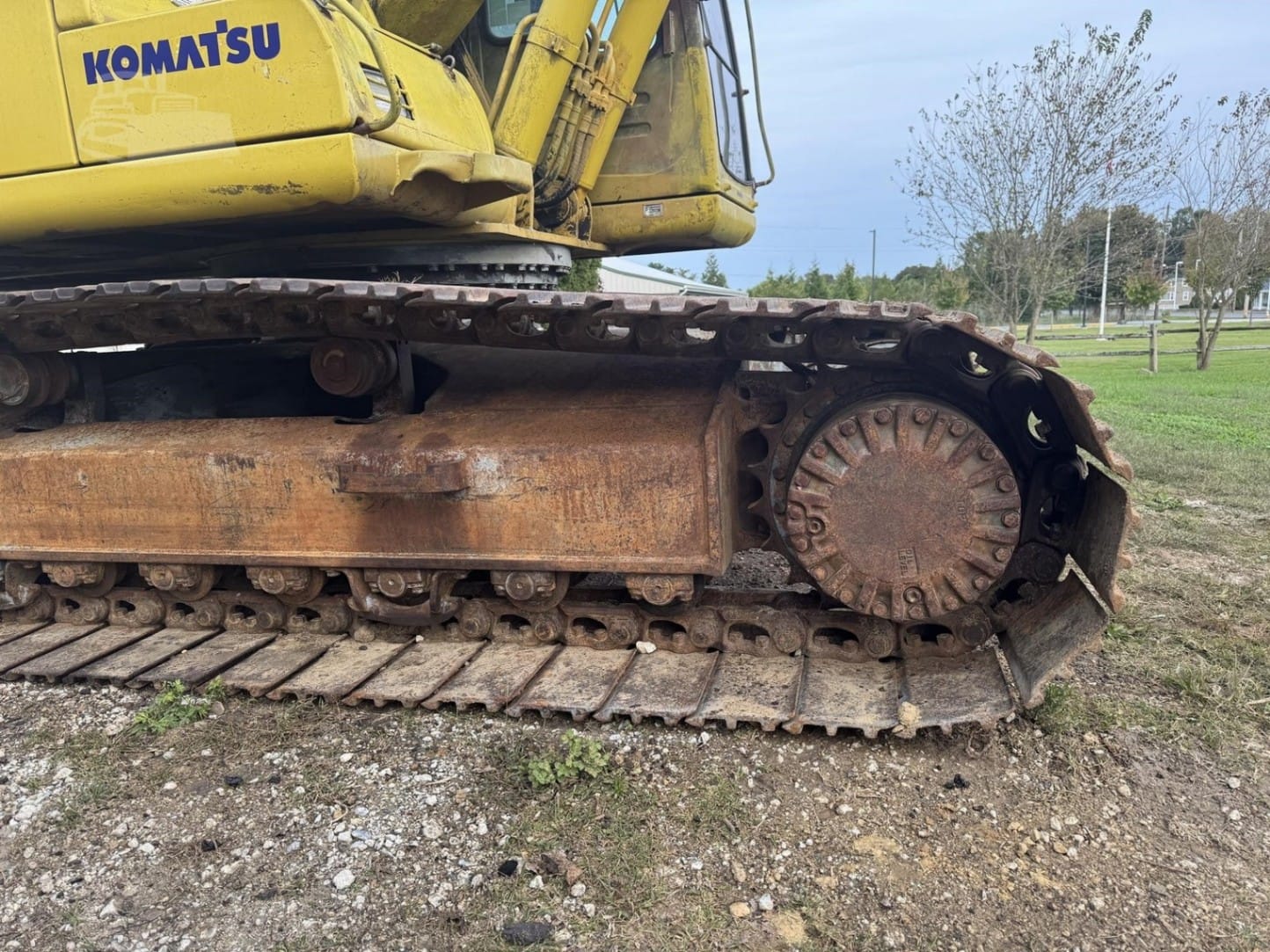 1996 Komatsu PC200 LC-6LC Excavators for sale in Salem, NJ - listing photo 5 of 9
