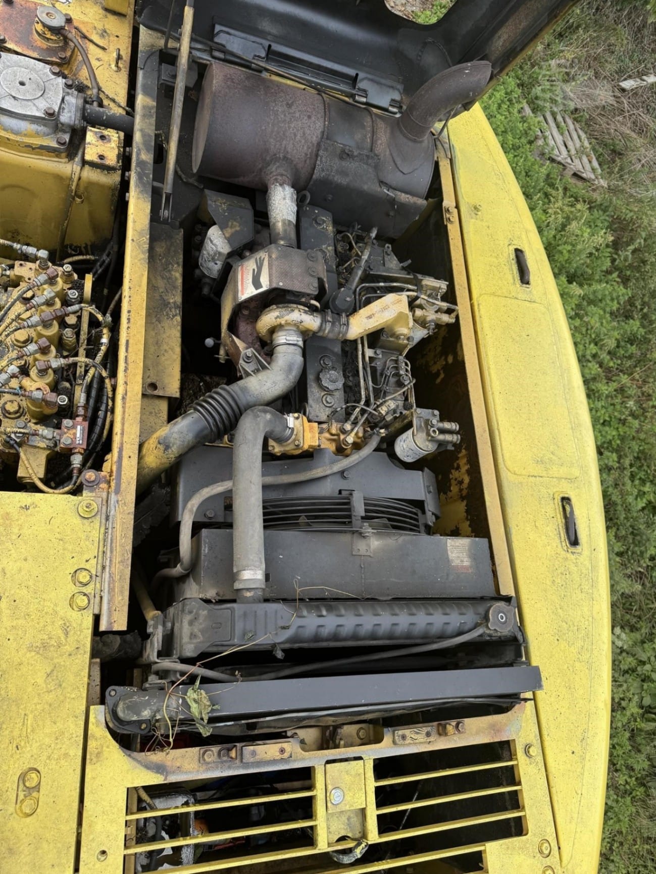 1996 Komatsu PC200 LC-6LC Excavators for sale in Salem, NJ - listing photo 7 of 9