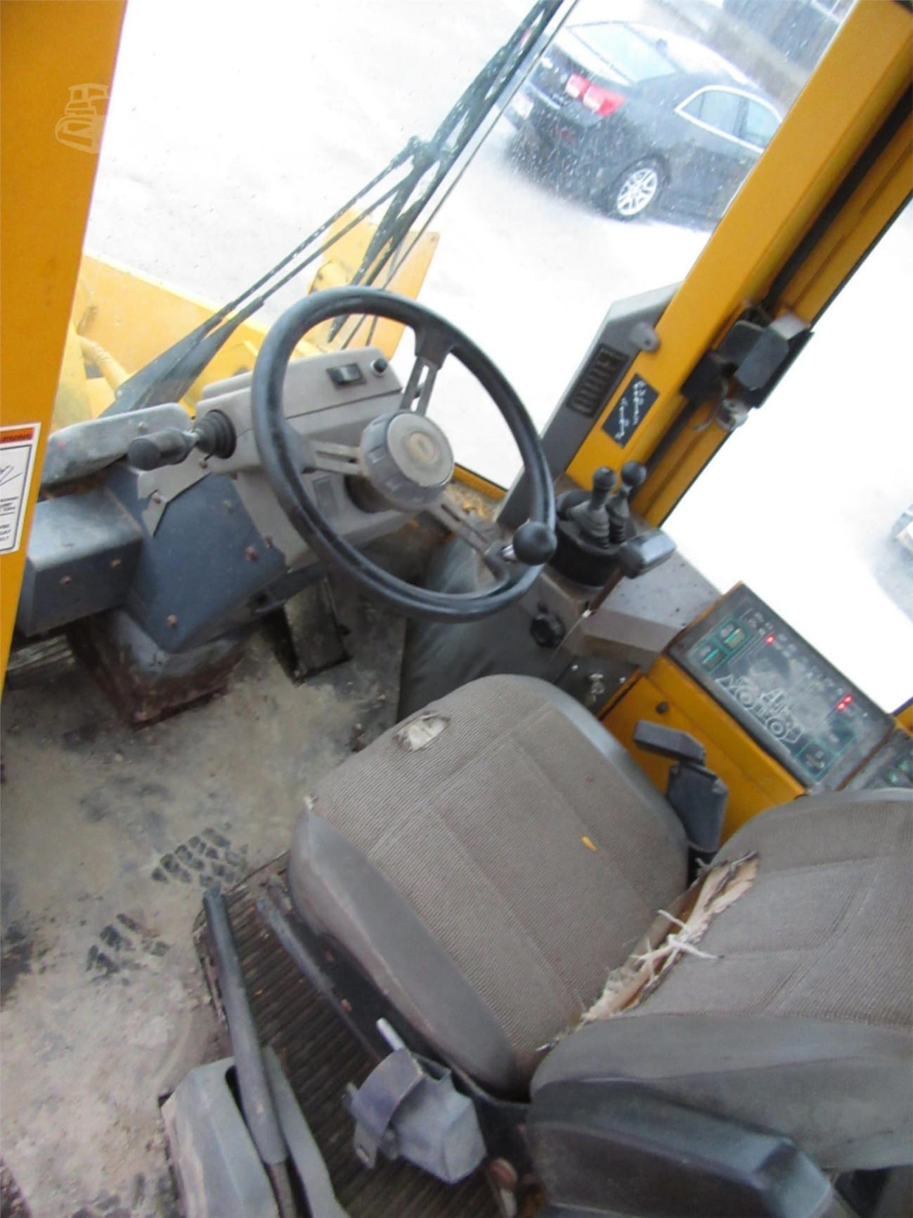 1997 CASE 621B Wheel Loaders for sale in Pemberville, OH - listing photo 6 of 8