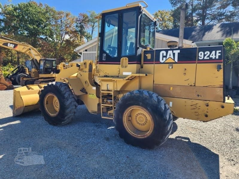 1997 Caterpillar 924F Wheel Loaders for sale in Painesville, OH - primary listing photo of 8