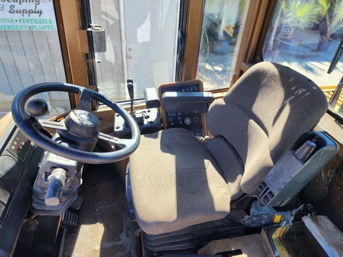 1997 Caterpillar 924F Wheel Loaders for sale in Painesville, OH - listing photo 6 of 8