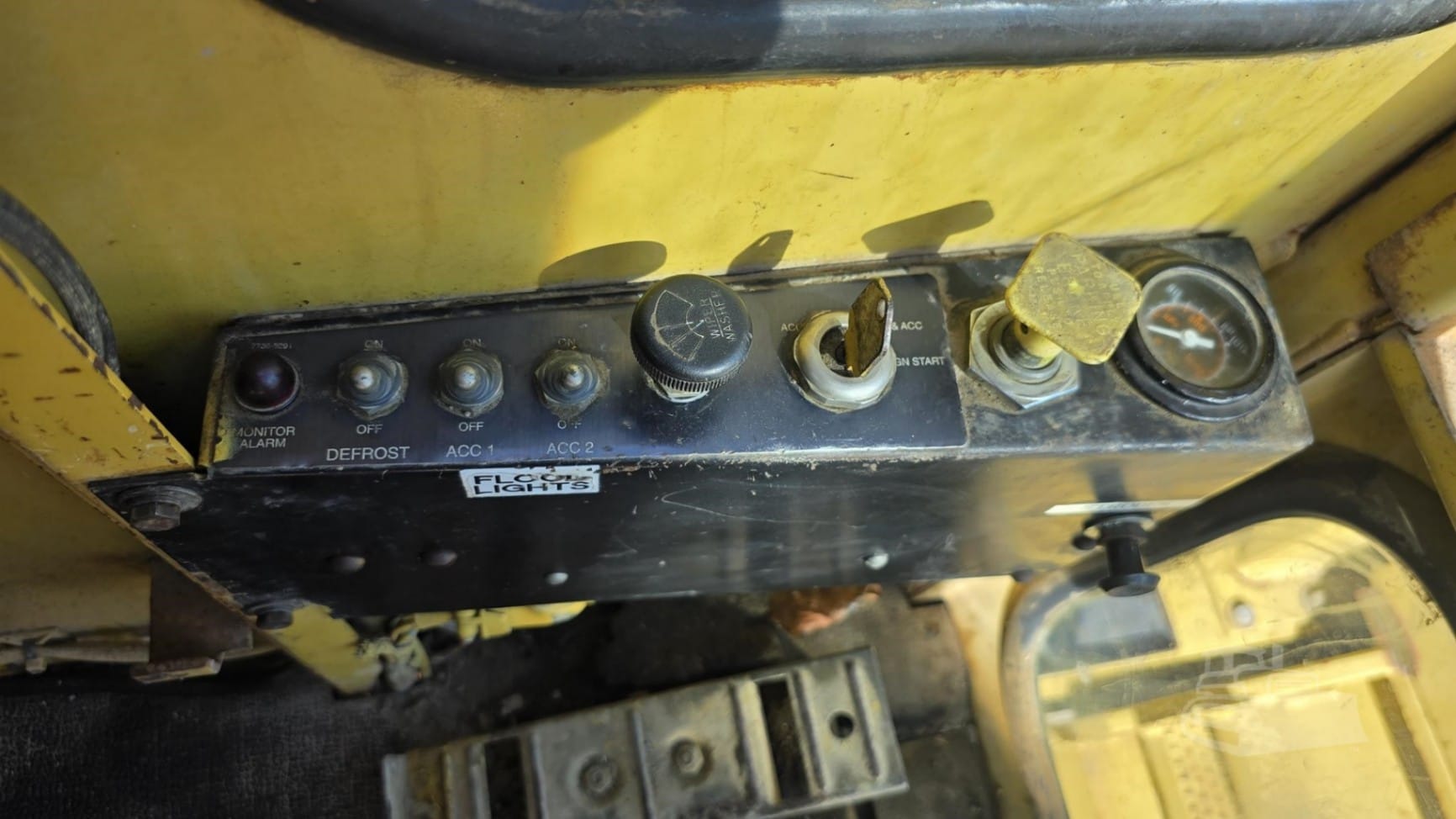 1998 Gradall G3WD Excavators for sale in Sardis, OH - listing photo 7 of 8