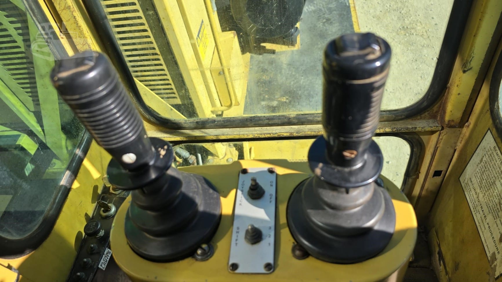 1998 Gradall G3WD Excavators for sale in Sardis, OH - listing photo 8 of 8
