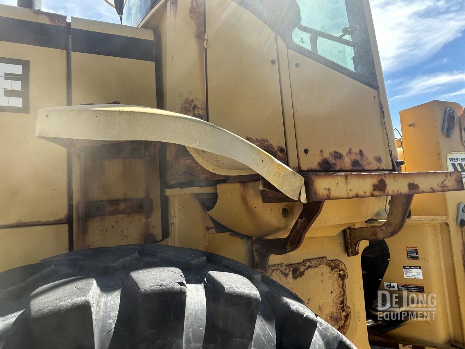 1998 John Deere 544H Wheel Loaders for sale in City, IL - listing photo 4 of 8