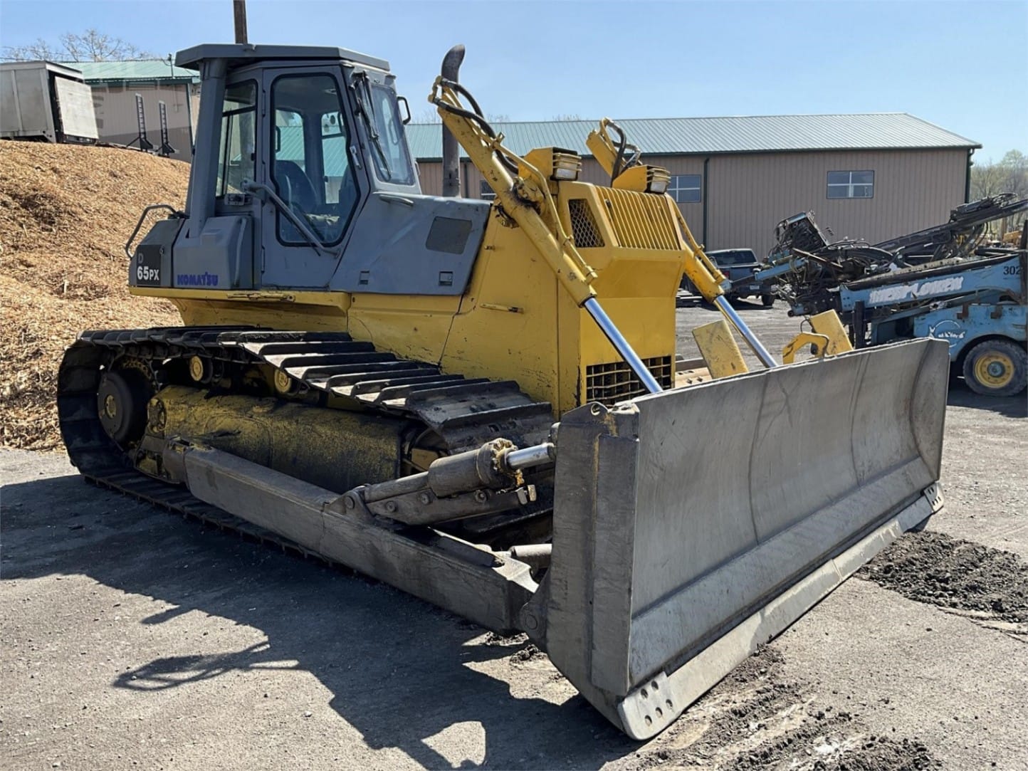 1998 Komatsu D65PX-12 Dozers for sale in Pittston Township, PA - listing photo 2 of 8