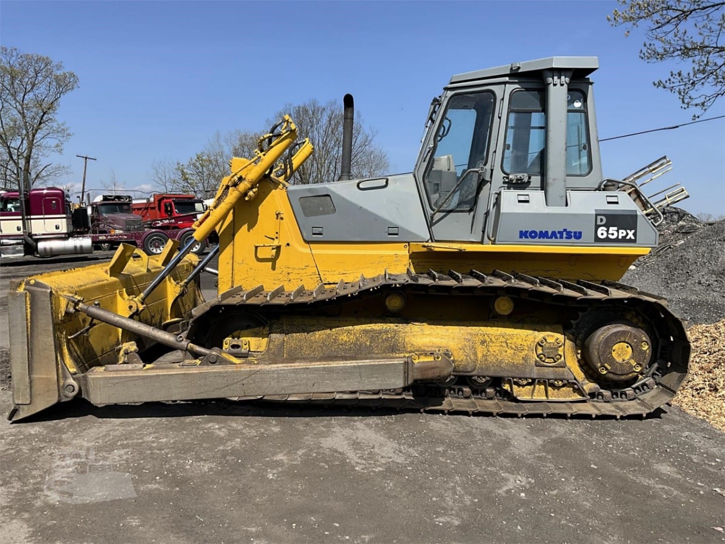 1998 Komatsu D65PX-12 Dozers for sale in Pittston Township, PA - listing photo 4 of 8