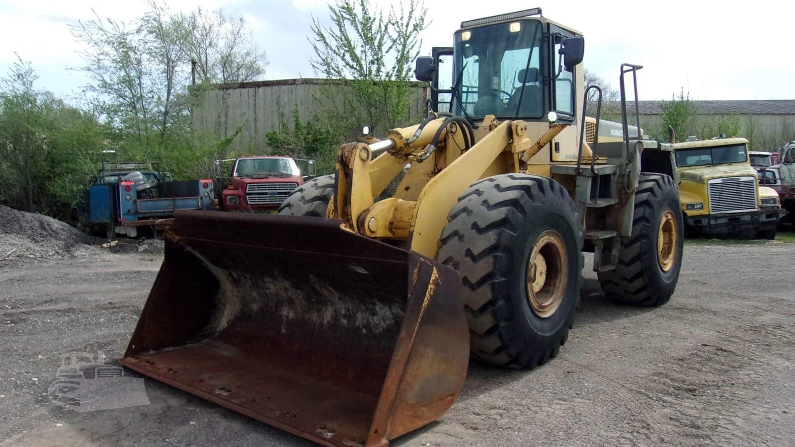 1998 Komatsu WA420-3L Wheel Loaders for sale in Galva, IL - listing photo 5 of 8