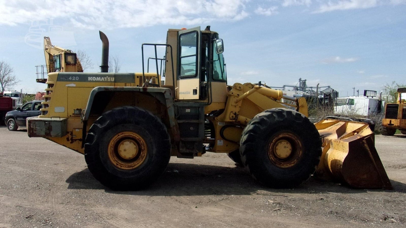 1998 Komatsu WA420-3L Wheel Loaders for sale in Galva, IL - listing photo 6 of 8