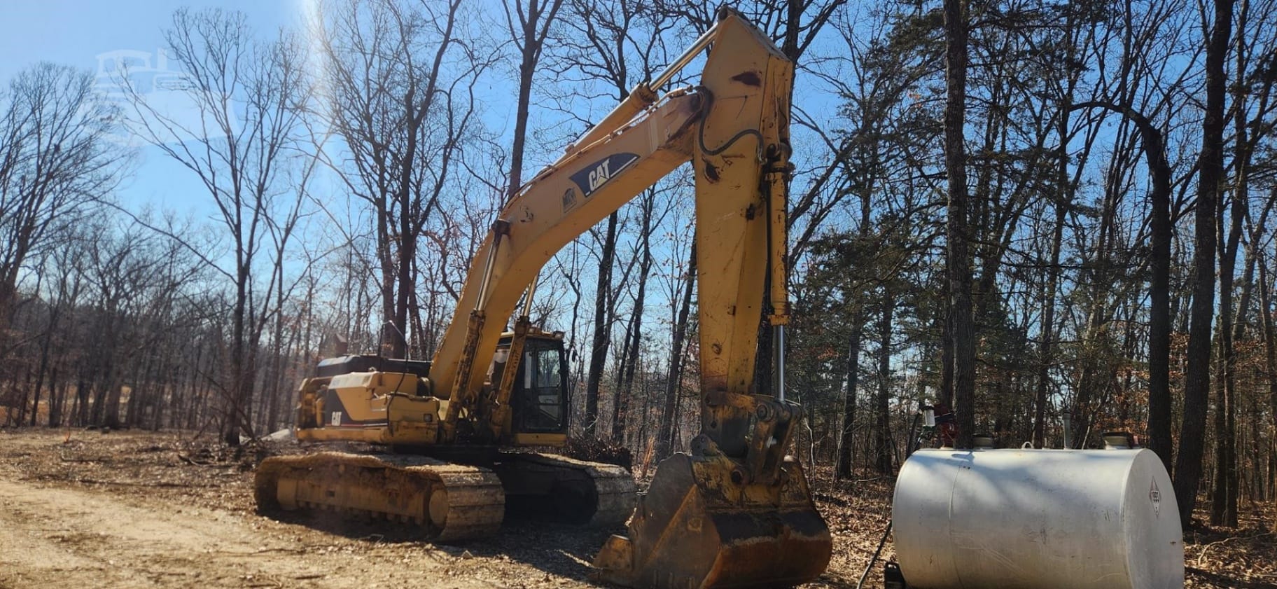 1999 Caterpillar 345BL Excavators for sale in Saint Charles, MO - listing photo 2 of 8
