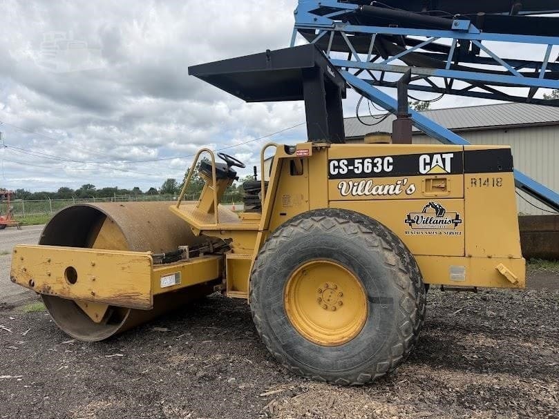 1999 Caterpillar CS-563C Smooth Drum Rollers for sale in Rochester, NY - primary listing photo of 10