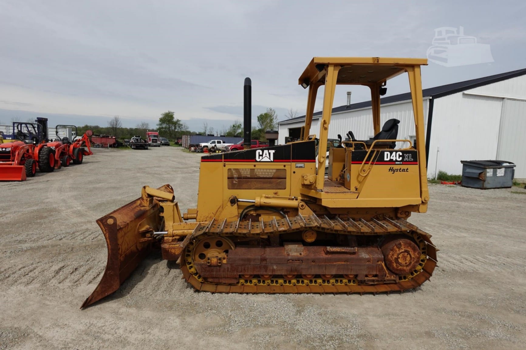 1999 Caterpillar D4 Dozers for sale in Versailles, OH - primary listing photo of 8
