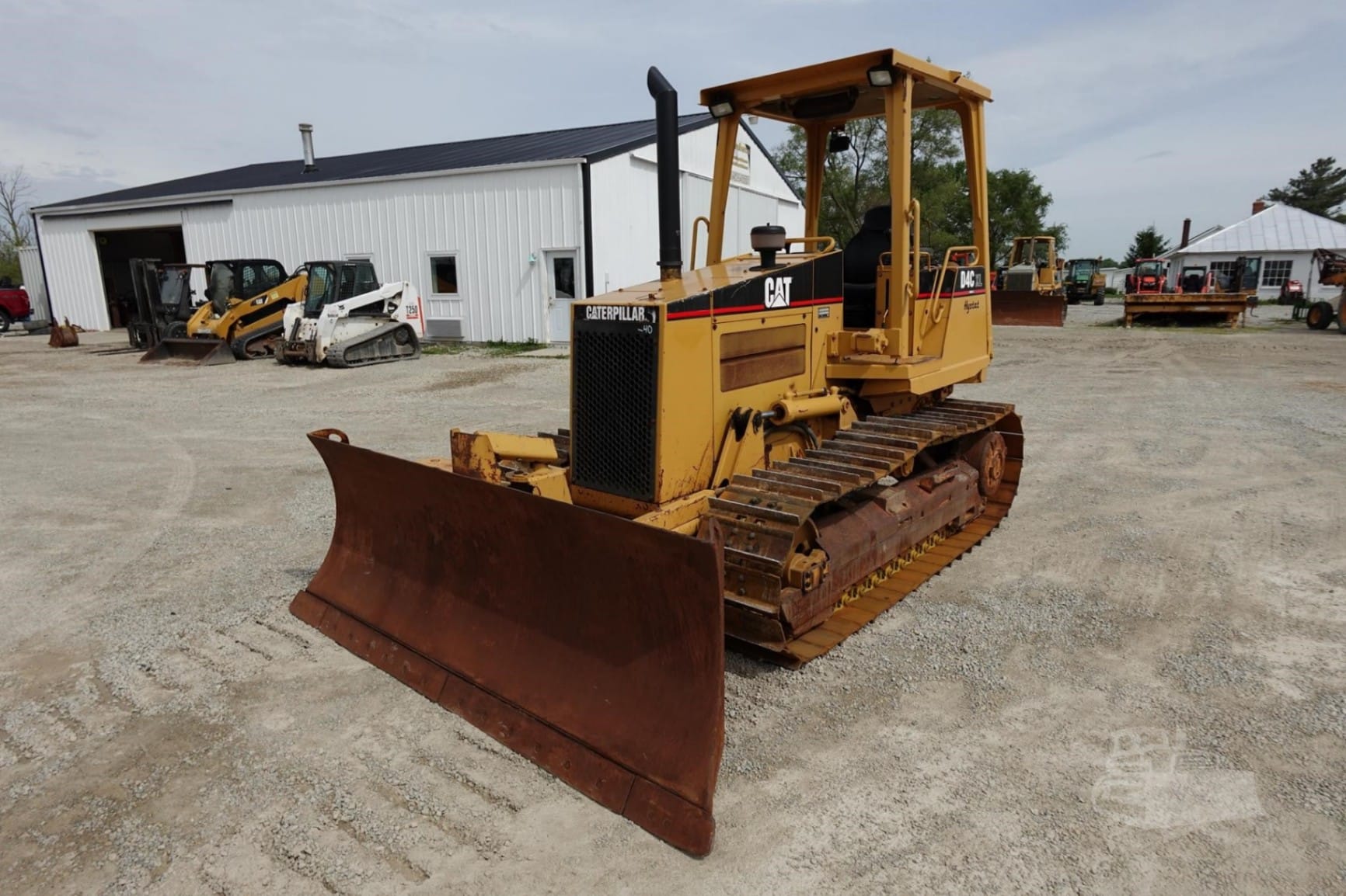 1999 Caterpillar D4 Dozers for sale in Versailles, OH - listing photo 2 of 8