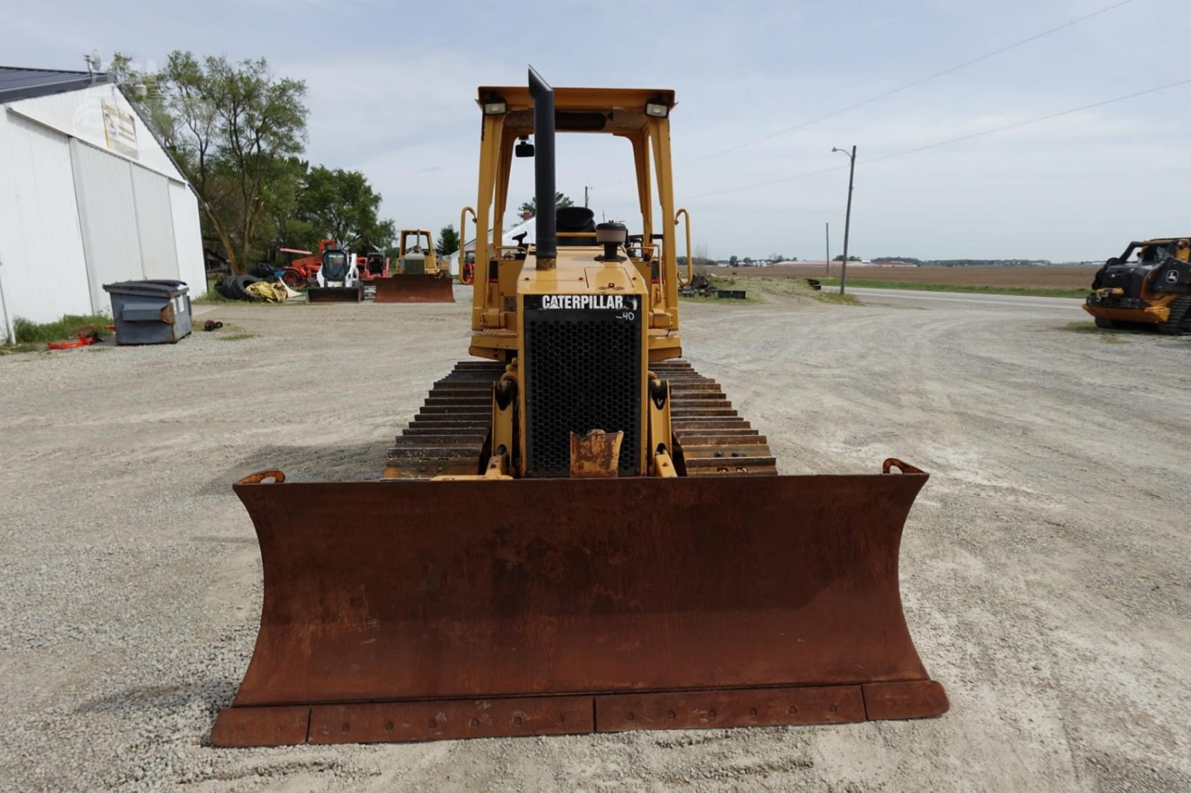 1999 Caterpillar D4 Dozers for sale in Versailles, OH - listing photo 3 of 8