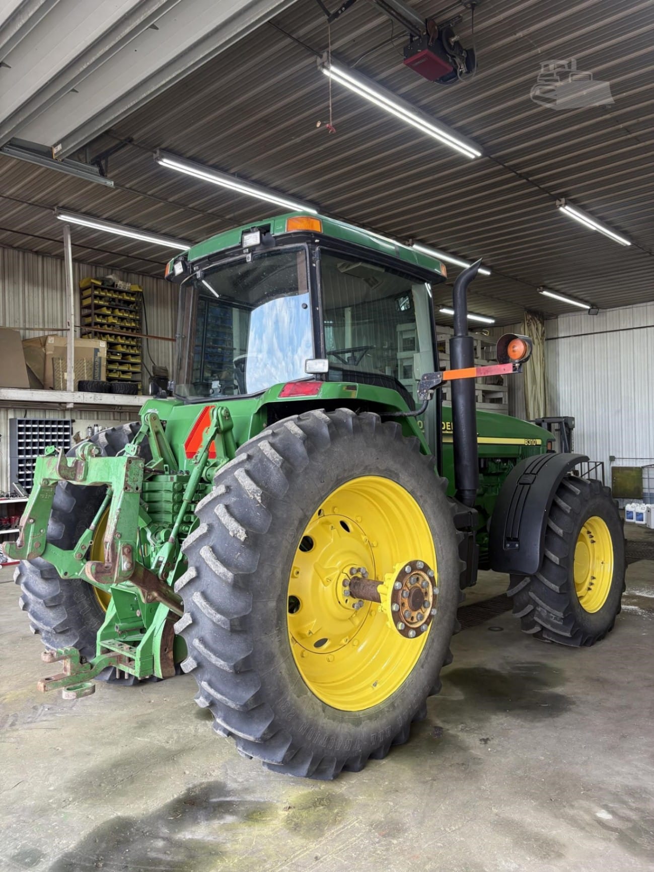 2000 John Deere 8310 Field Tractors Power for sale in Buffalo Center, IA - listing photo 4 of 10
