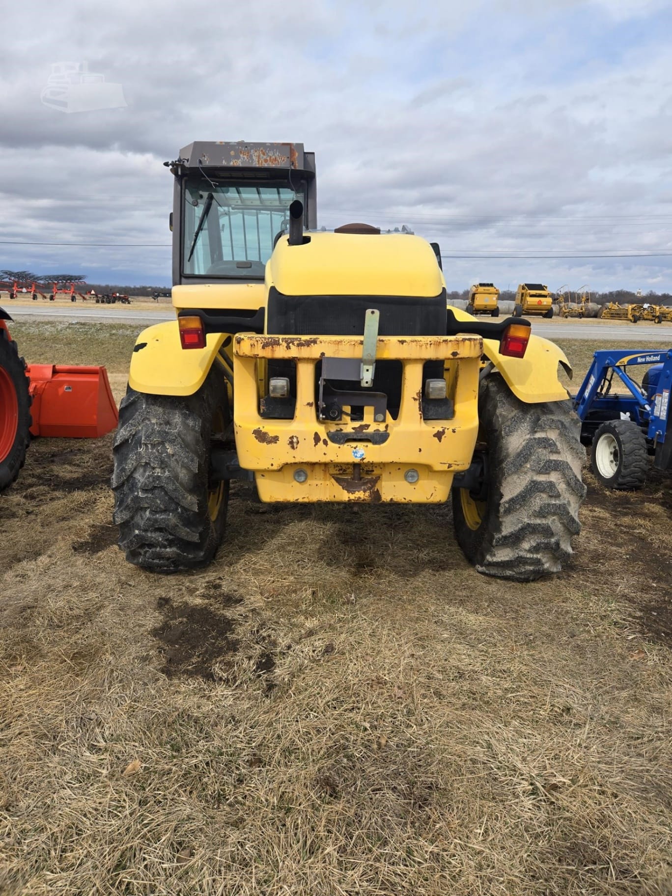 2000 New Holland LM430 Telehandlers Forklifts for sale in Albia, IA - listing photo 2 of 7
