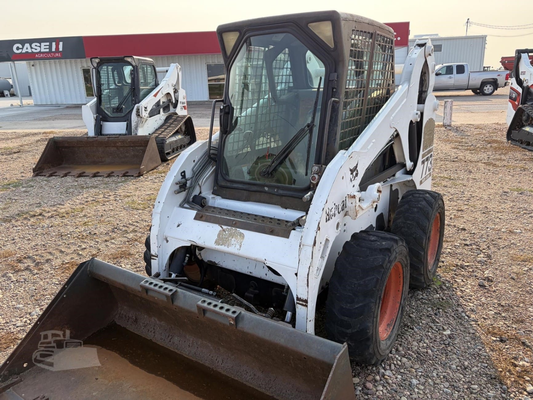 2001 Bobcat 773 Skid Steer Loaders for sale in York, NE - listing photo 2 of 8