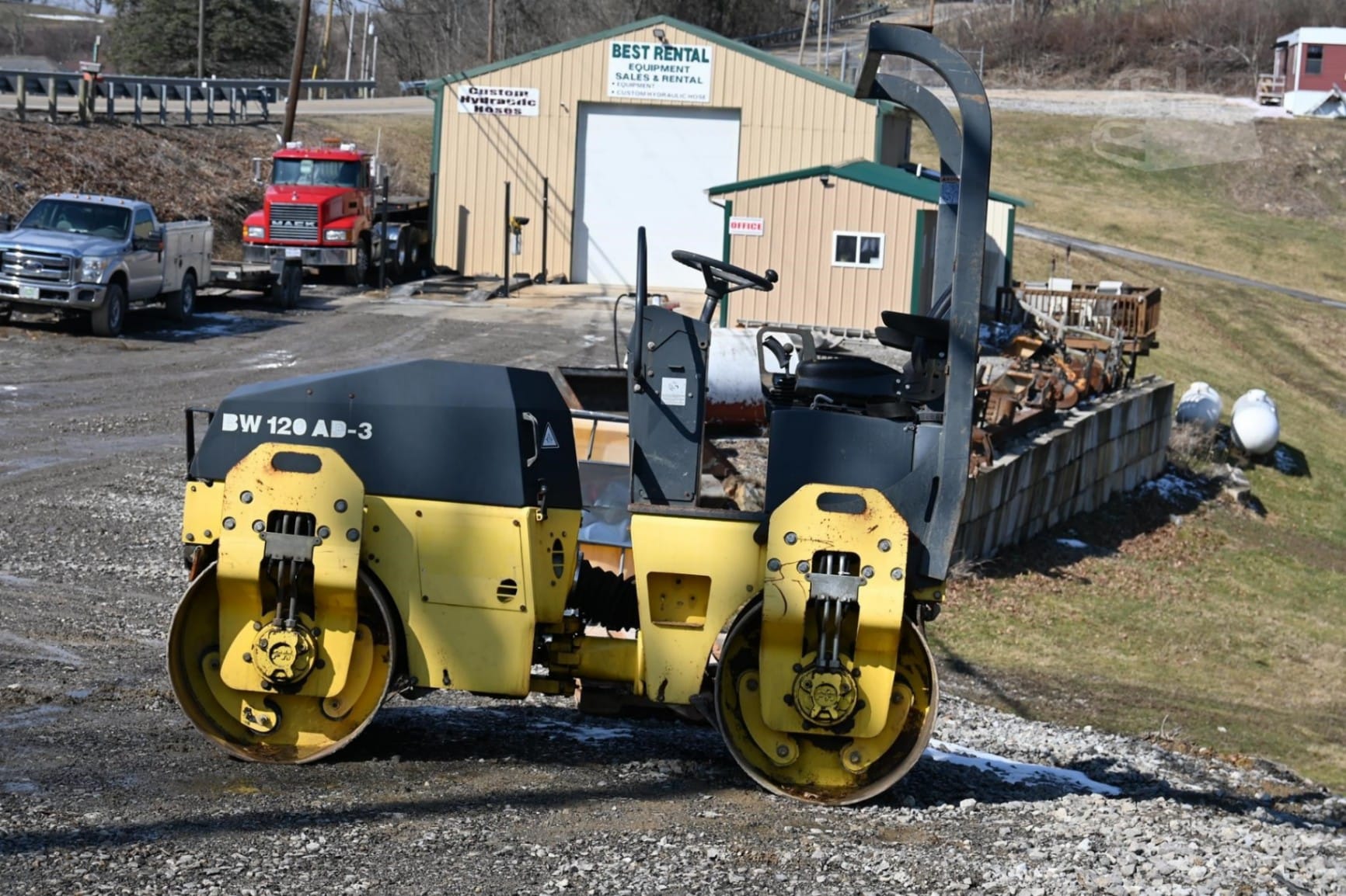 2001 BOMAG BW120AD-3 Smooth Drum Rollers for sale in Bridgeport, OH - listing photo 3 of 8