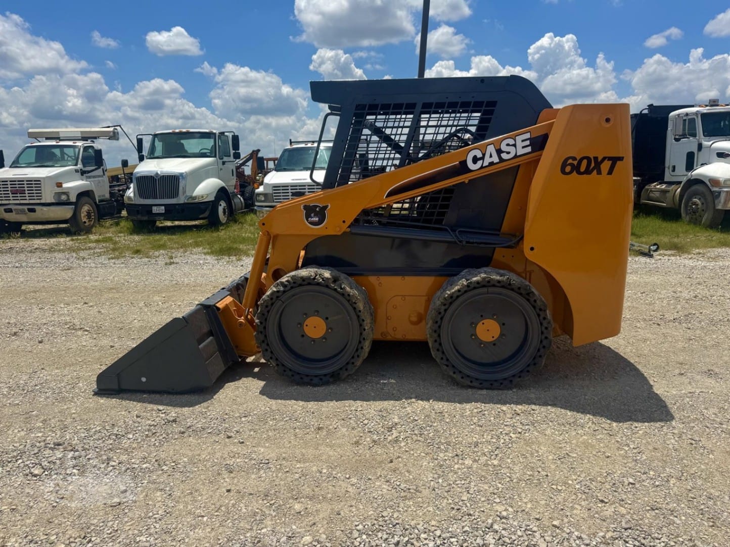 2001 CASE 60XT Skid Steer Loaders for sale in Gainesville, TX - listing photo 7 of 8