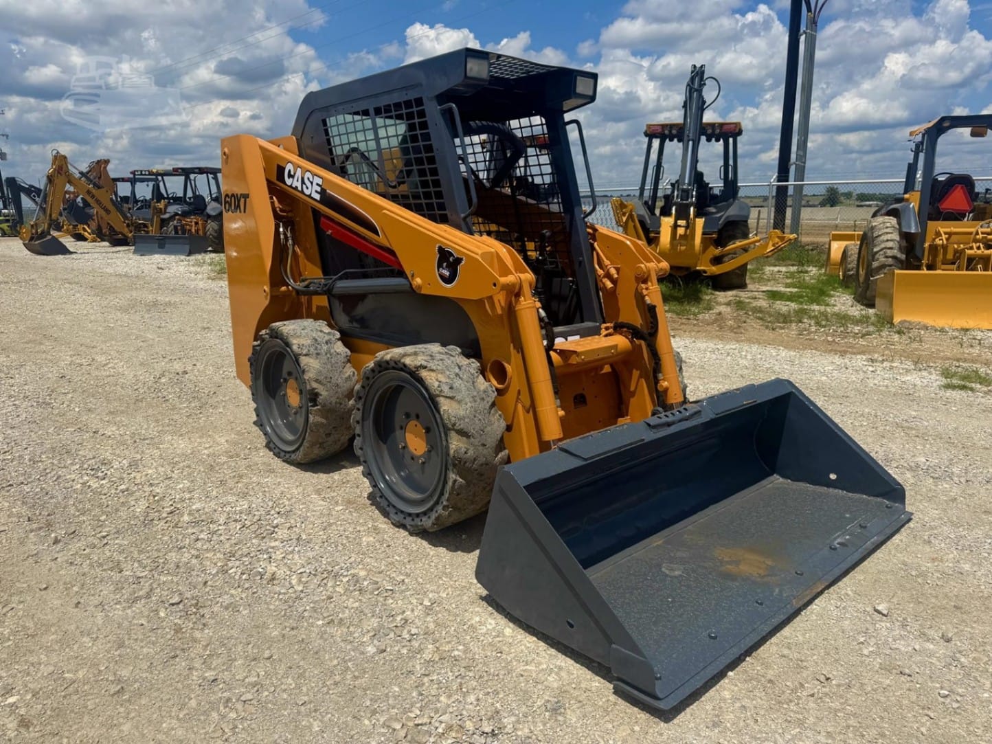 2001 CASE 60XT Skid Steer Loaders for sale in Gainesville, TX - listing photo 8 of 8