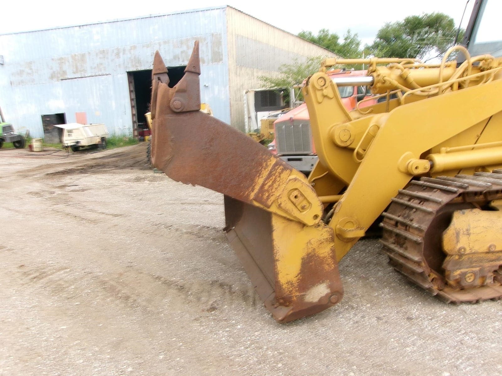 2001 Caterpillar 963C Track Loaders for sale in Galva, IL - listing photo 8 of 8