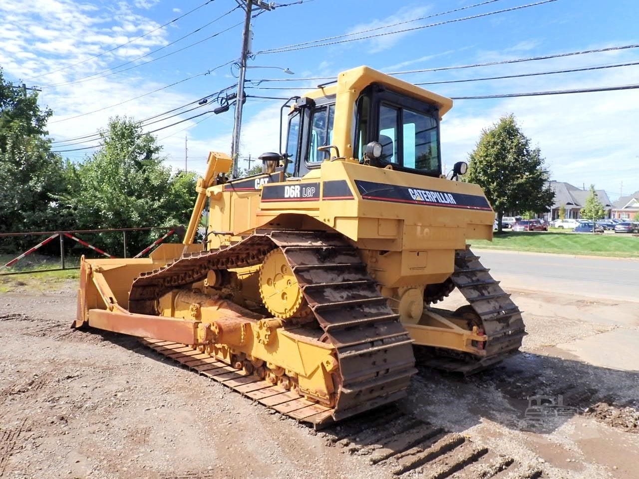 2001 Caterpillar D6R LGP Dozers for sale in South Plainfield, NJ - listing photo 3 of 10