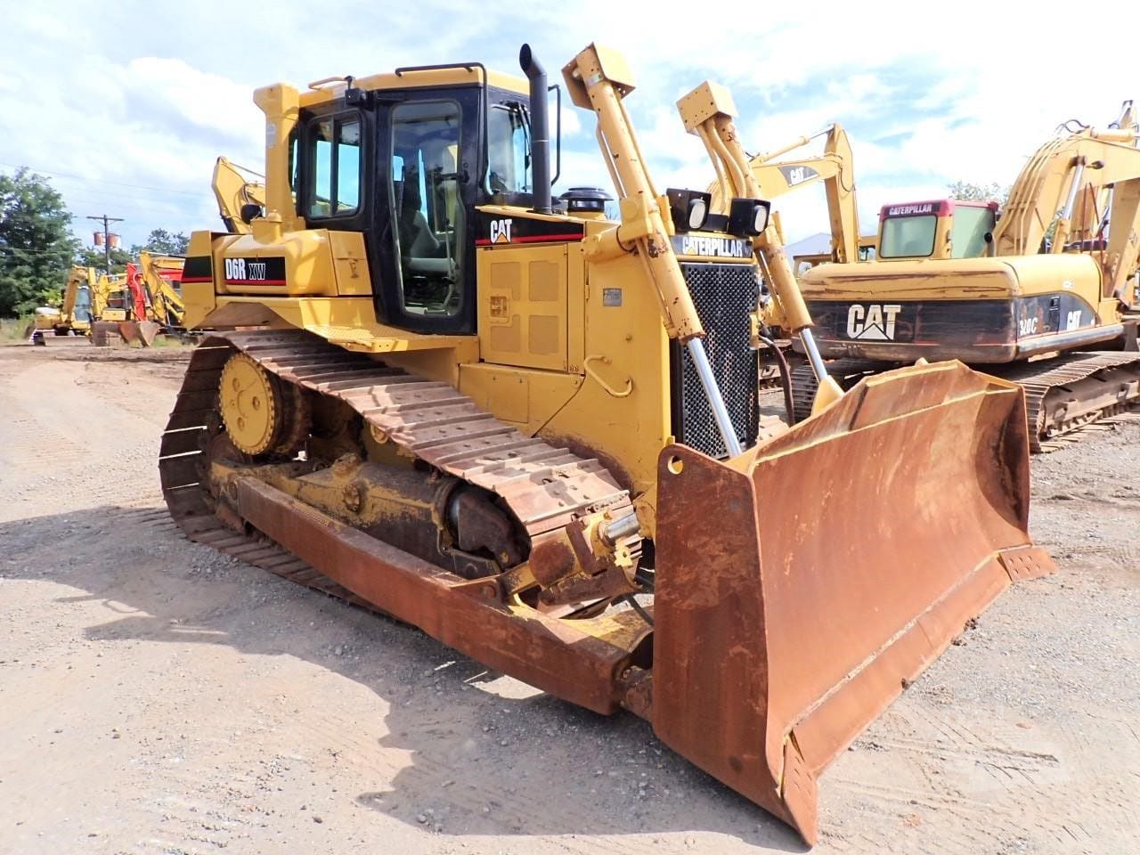 2001 Caterpillar D6R XW Dozers for sale in South Plainfield, NJ - listing photo 7 of 10
