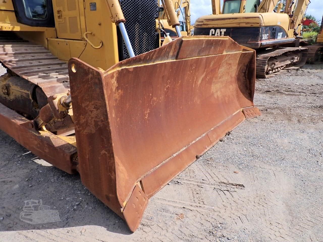 2001 Caterpillar D6R XW Dozers for sale in South Plainfield, NJ - listing photo 8 of 10
