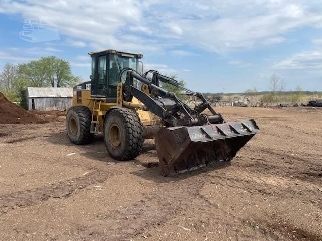 2001 Caterpillar IT28G Wheel Loaders for sale in Wayne City, IL - listing photo 3 of 8