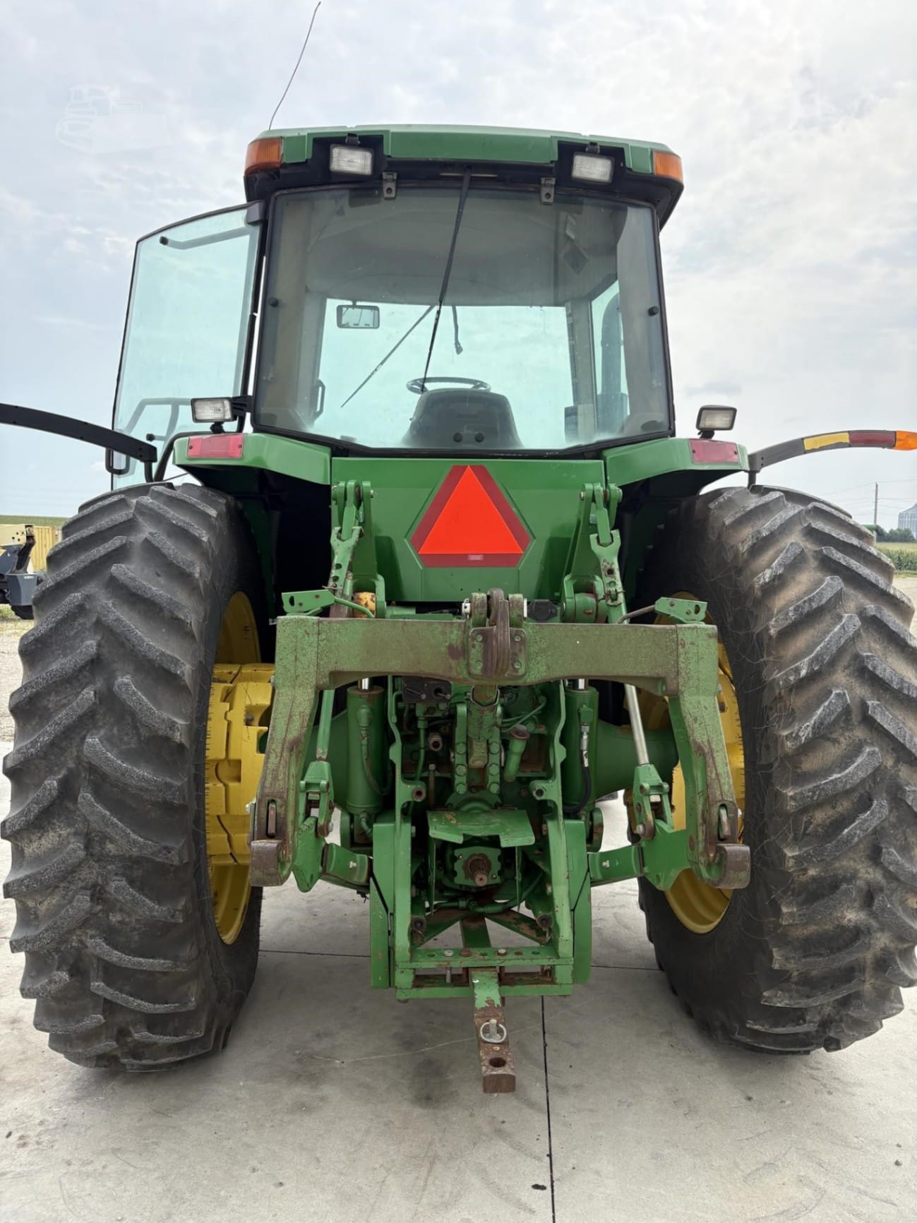 2001 John Deere 8310 Field Tractors Power for sale in Buffalo Center, IA - listing photo 4 of 12