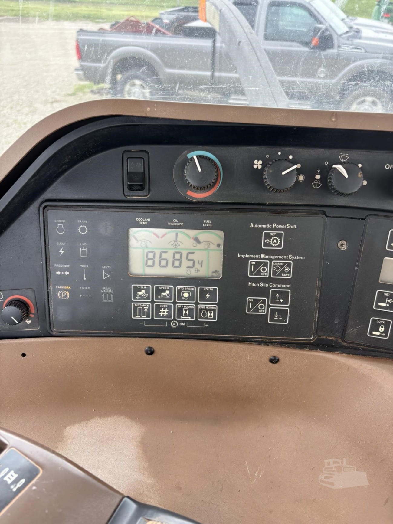 2001 John Deere 8310 Field Tractors Power for sale in Buffalo Center, IA - listing photo 10 of 12