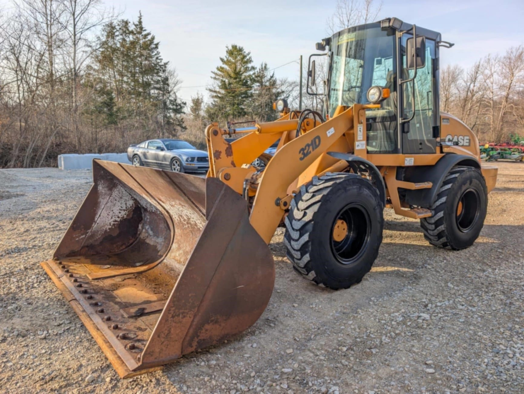 2002 CASE 321D Wheel Loaders for sale in City, IN - listing photo 2 of 8