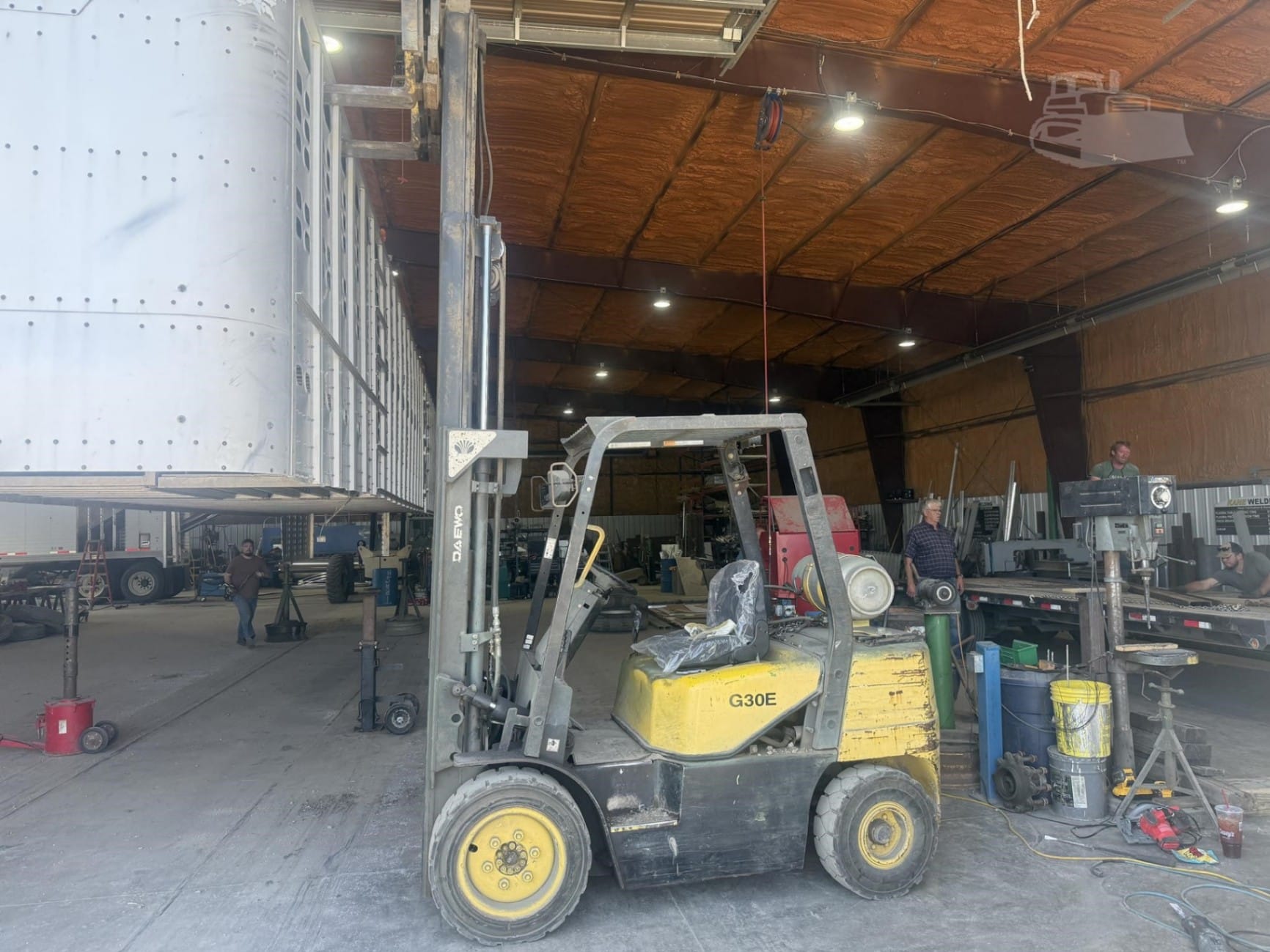 2002 Daewoo G30E-3 Telehandlers Forklifts for sale in Newton, IA - primary listing photo of 25