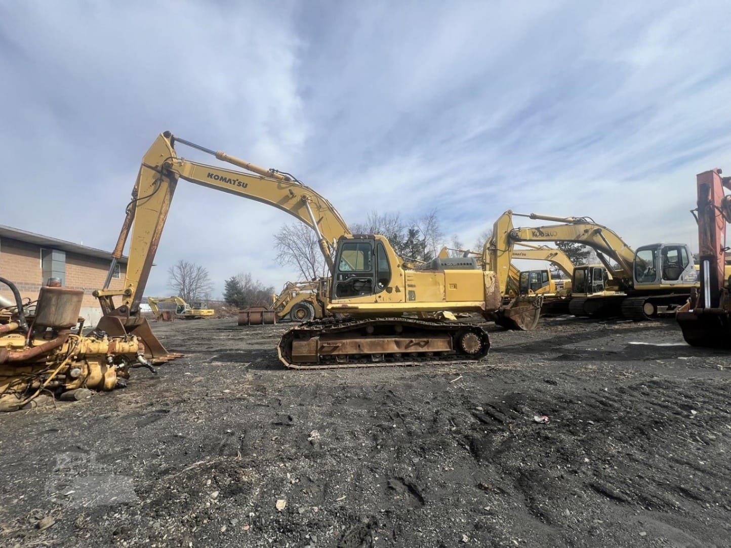 2002 Komatsu PC300LC-6LE Excavators for sale in Old Forge, PA - listing photo 2 of 8