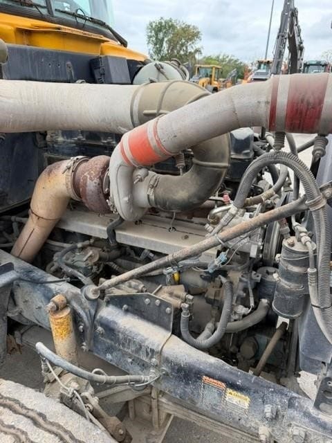 2002 Mack RD686S Water Truck for sale in Omaha, NE - listing photo 8 of 8