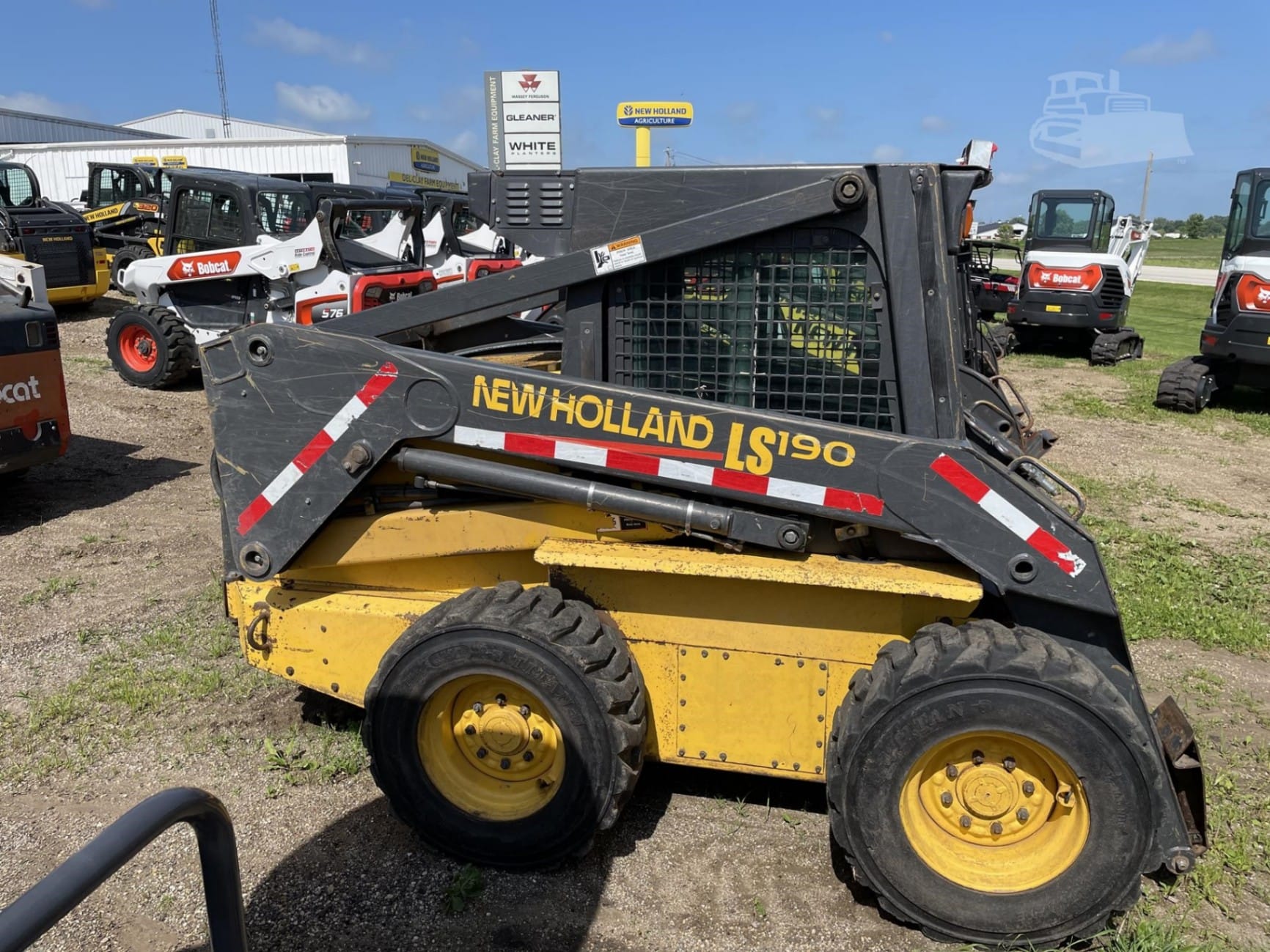 2003 New Holland LS190 Skid Steer Loaders for sale in Edgewood, IA - primary listing photo of 8