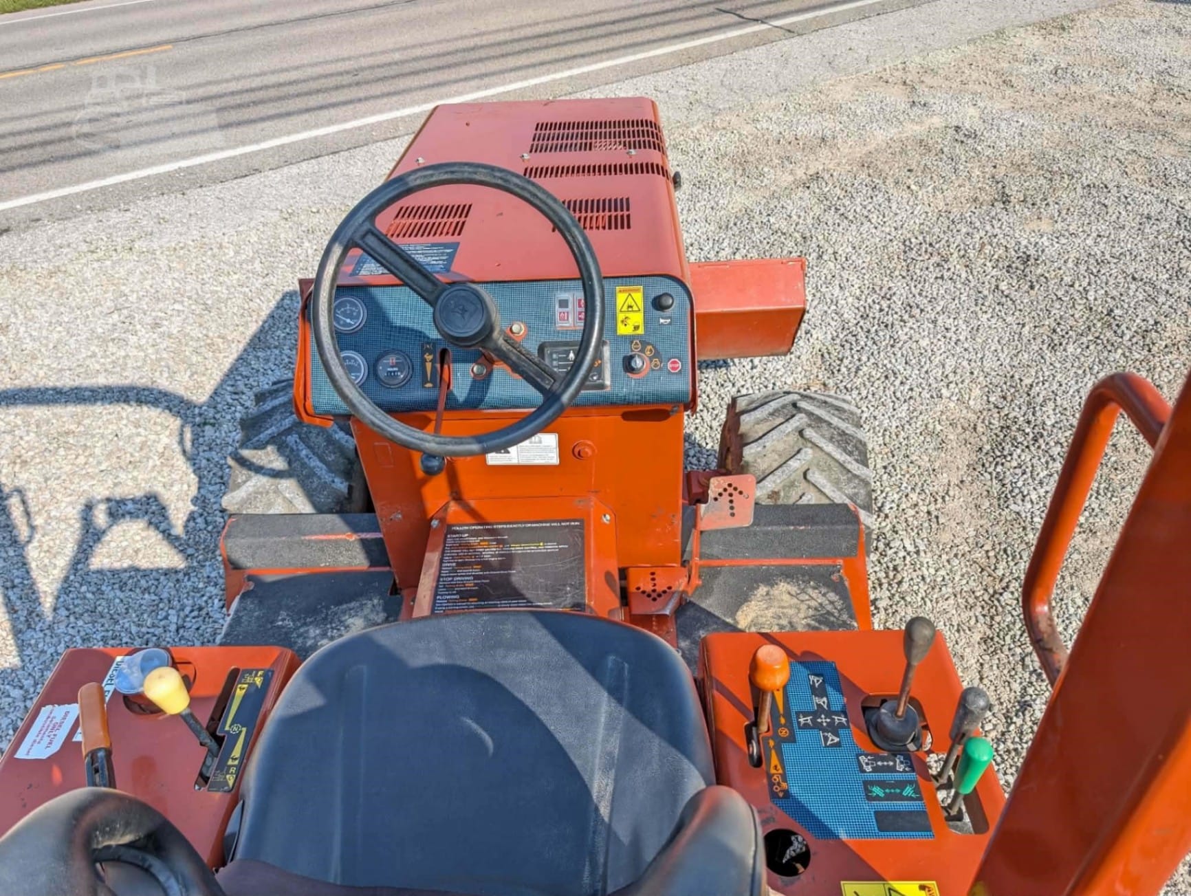2004 Ditch Witch 3700 Trenchers for sale in City, IN - listing photo 6 of 8