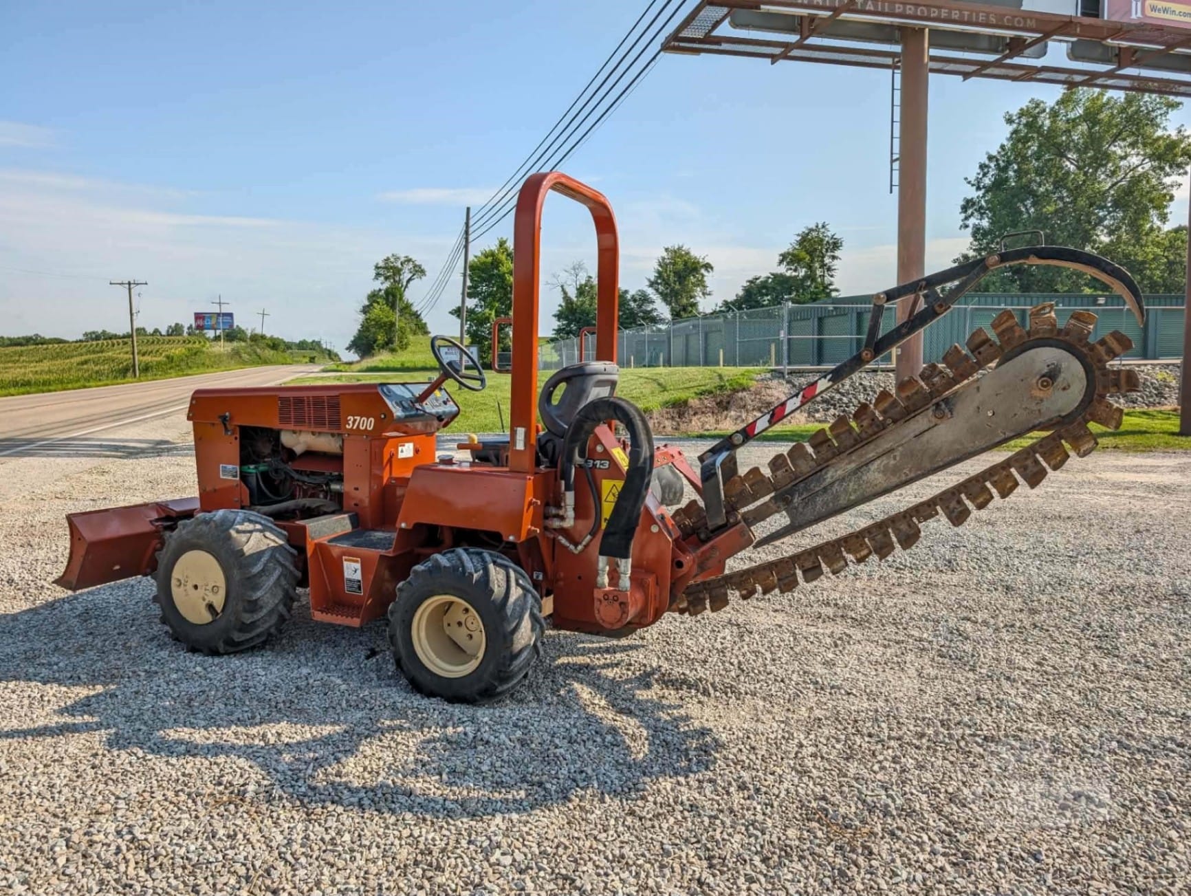 2004 Ditch Witch 3700 Trenchers for sale in City, IN - listing photo 7 of 8