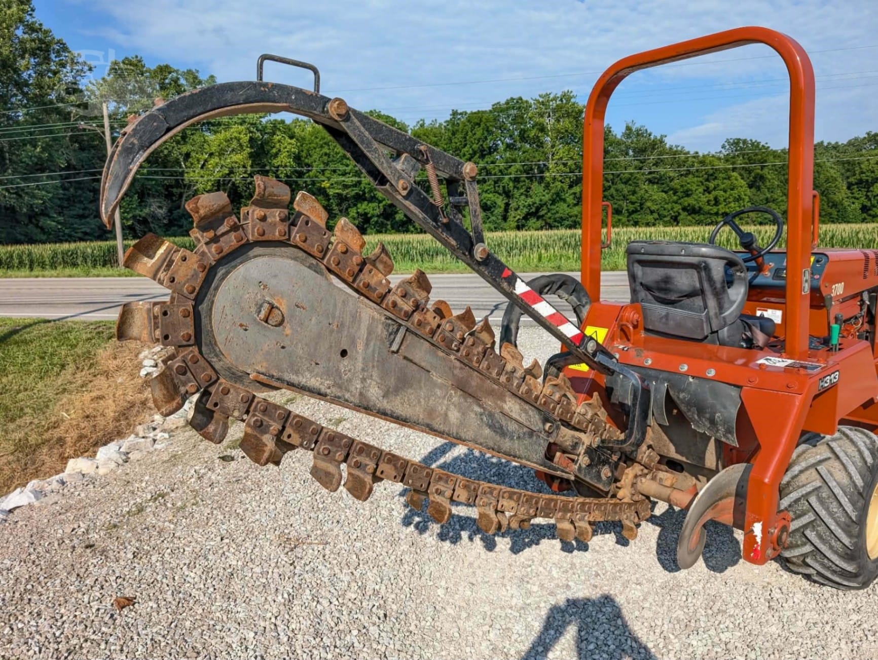 2004 Ditch Witch 3700 Trenchers for sale in City, IN - listing photo 8 of 8