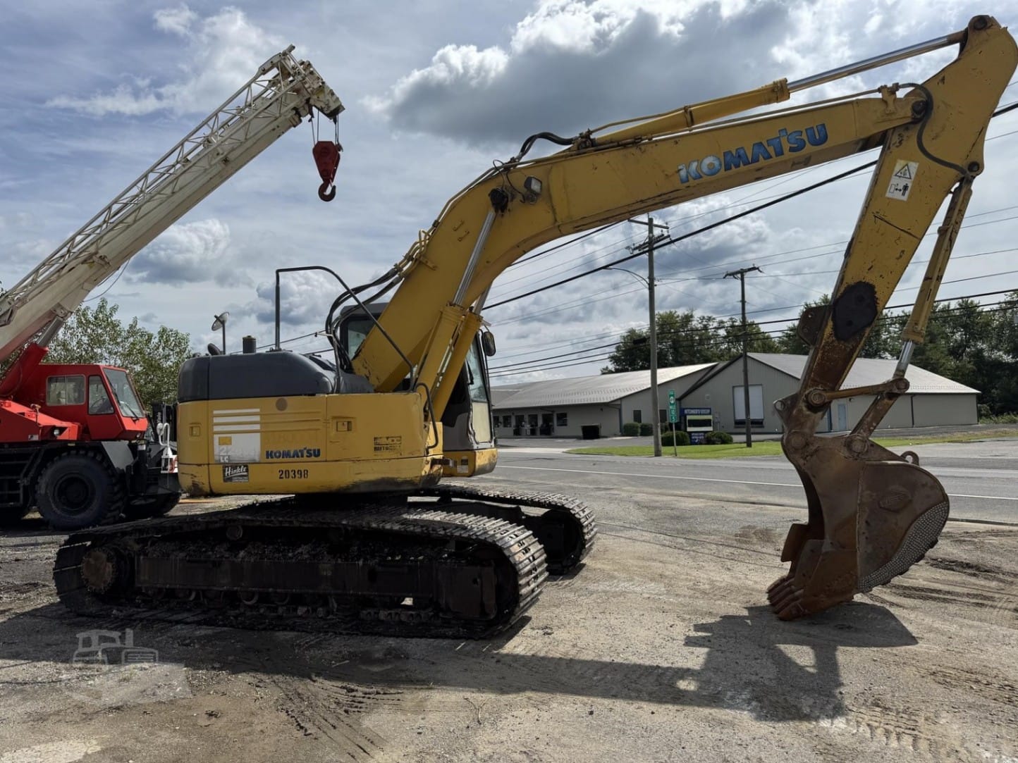 2004 Komatsu PC228US LC-3N0 Excavators for sale in Salem, NJ - listing photo 3 of 9